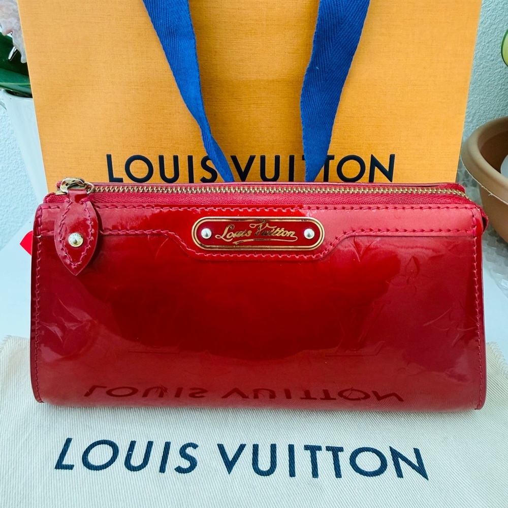 Louis Vuitton Trousse Cosmetic Pouch Pomme D'Amour Red Vernis Dustcover